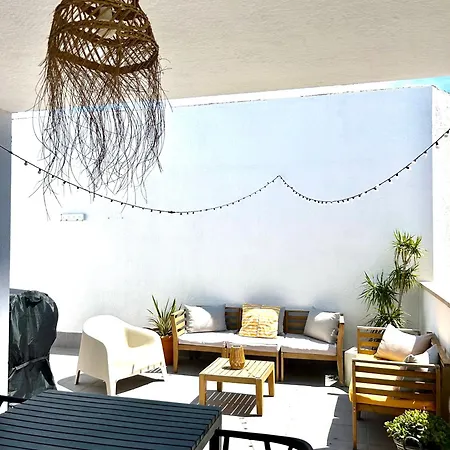 Casa *
